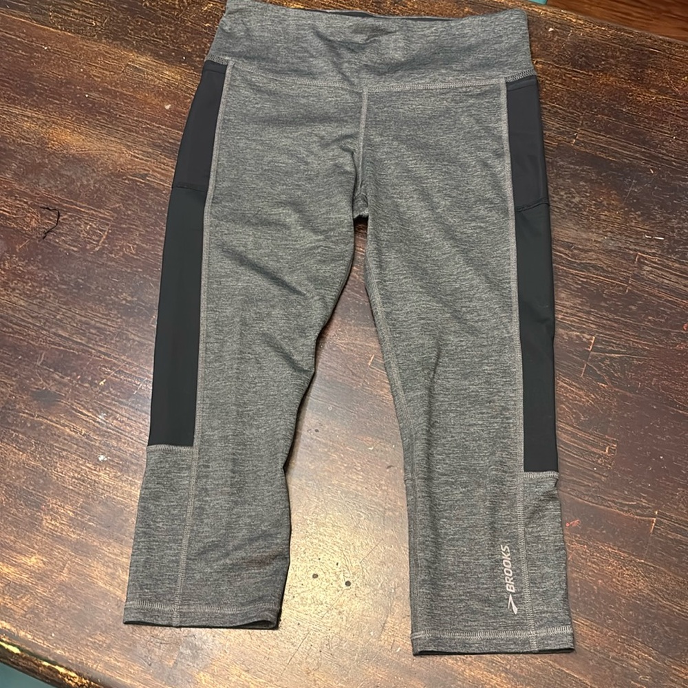 Brooks cropped leggings